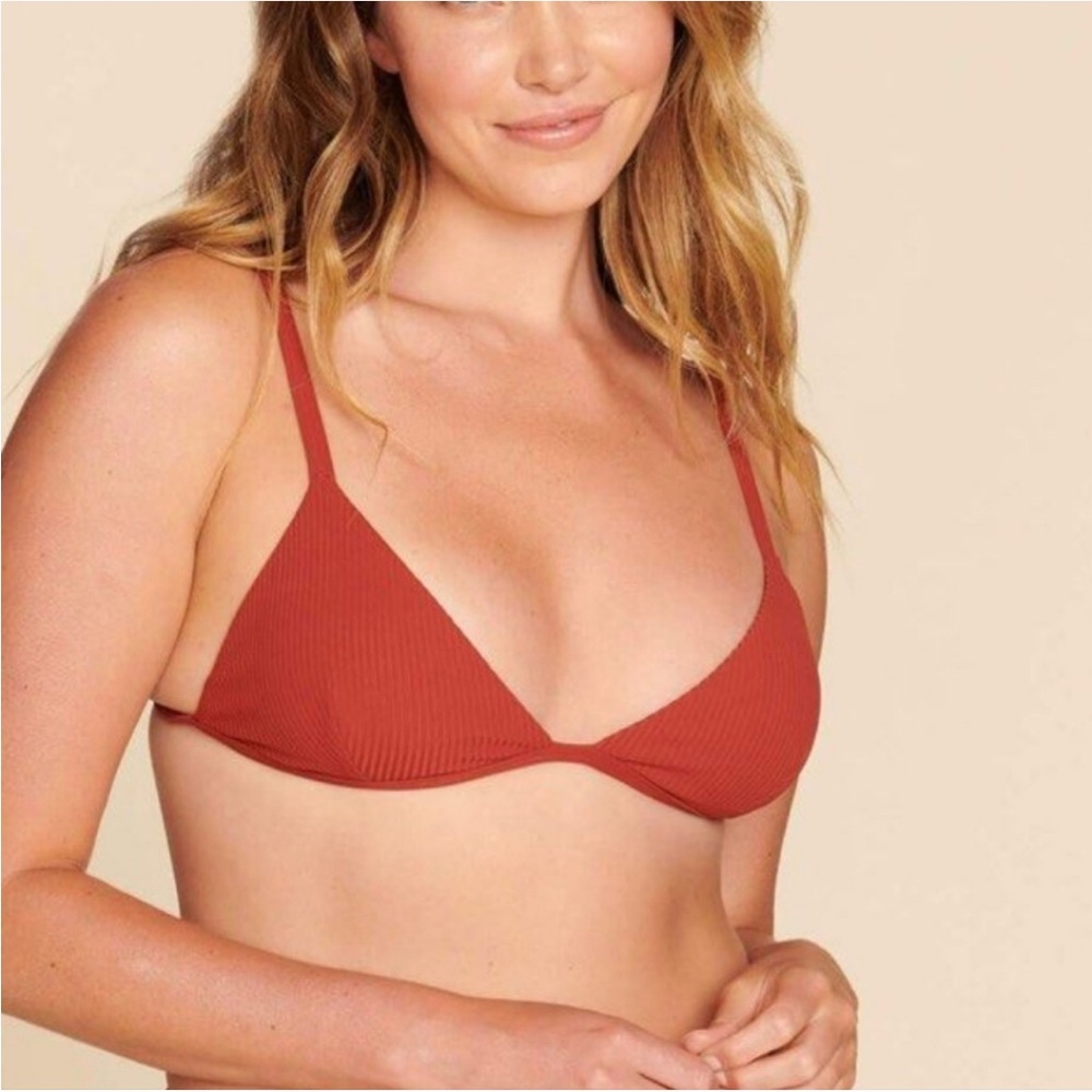 Andie Ribbed Rust Red Bikini Set - Picture 2 of 8